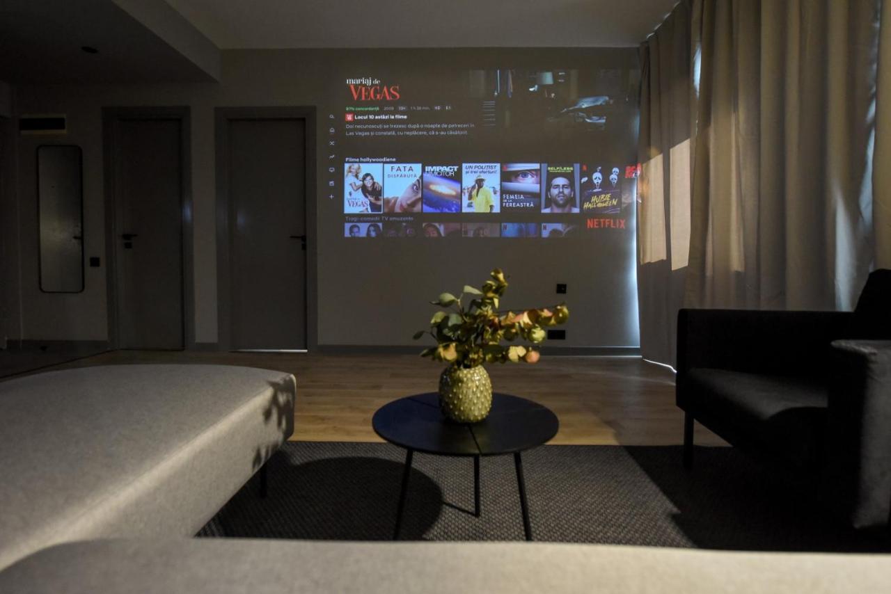 Luxury Apartment Near Radisson Hotel - Wall Projector & Modern Design Bucarest Exterior foto