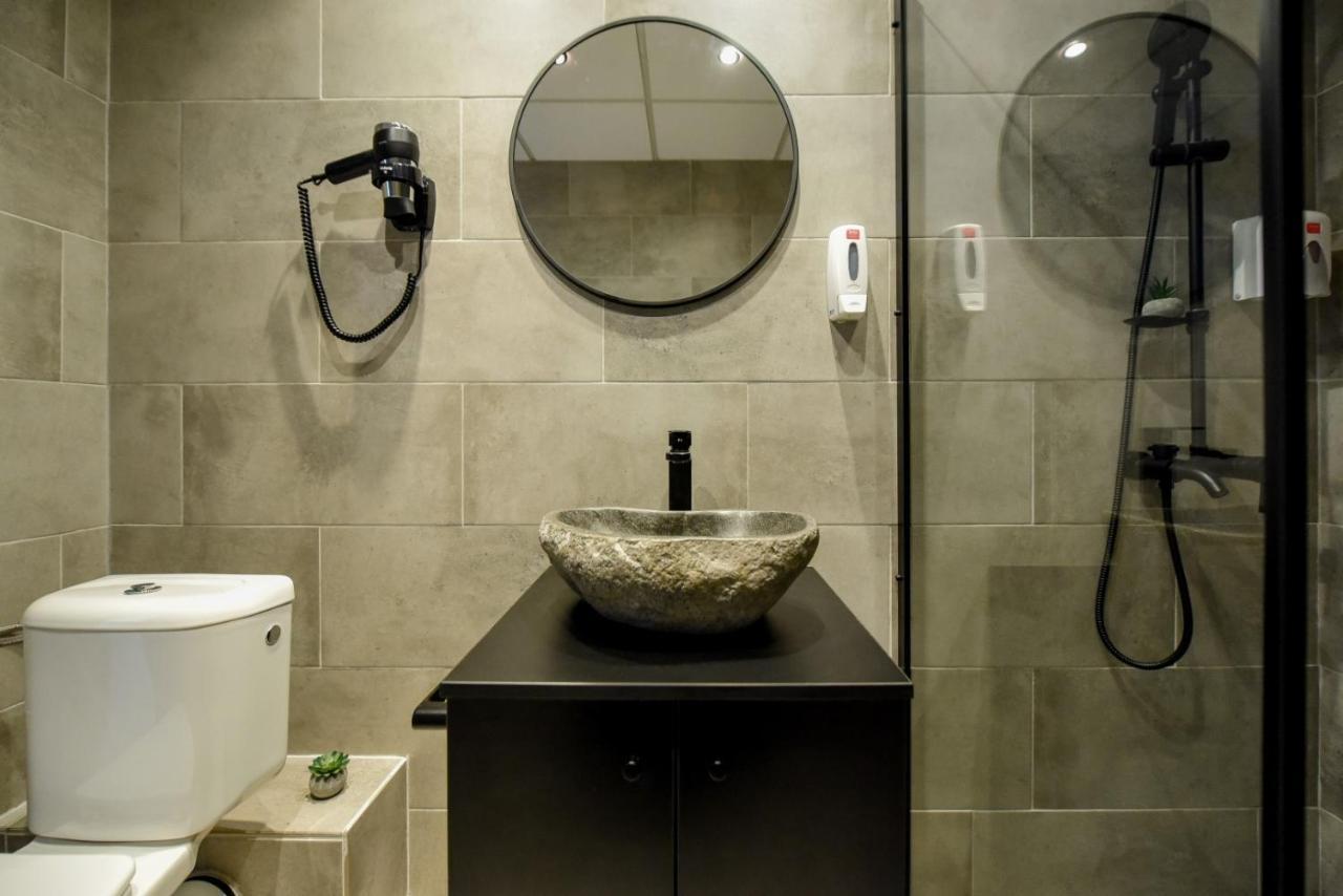Luxury Apartment Near Radisson Hotel - Wall Projector & Modern Design Bucarest Exterior foto